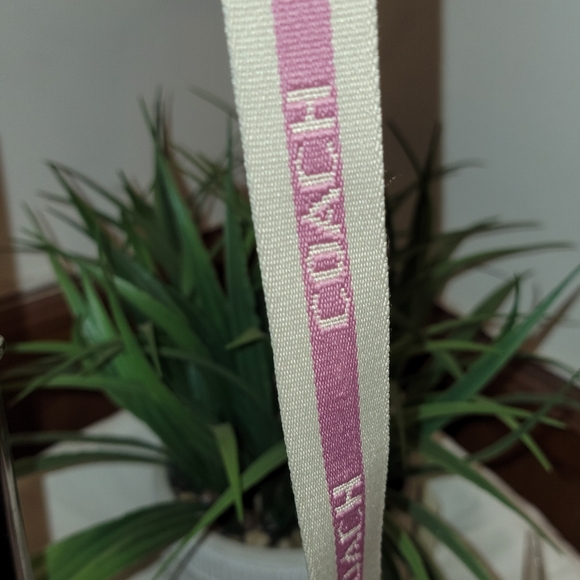 ✨️Authentic Coach Patchwork Crossbody✨️ - Picture 3 of 9